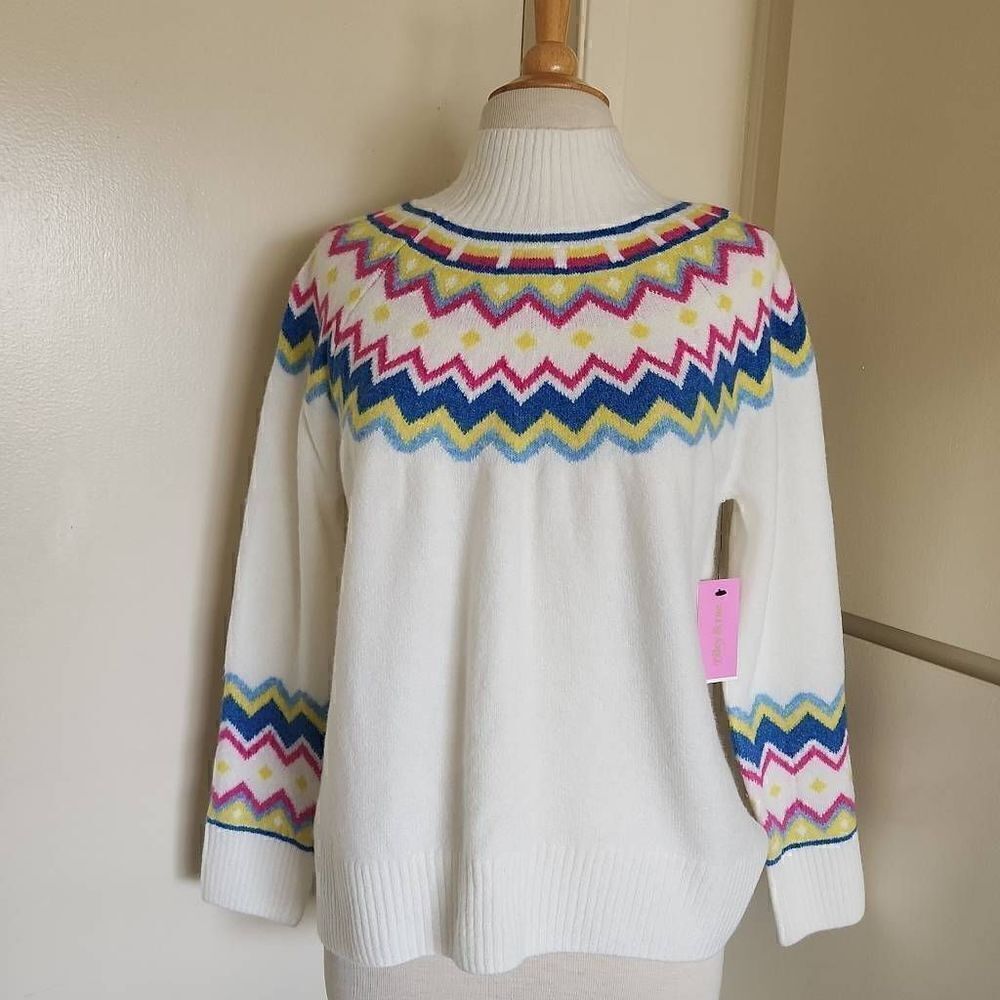 riley & rae Antique White Pullover Turtleneck Sweater, NWT, Size Small